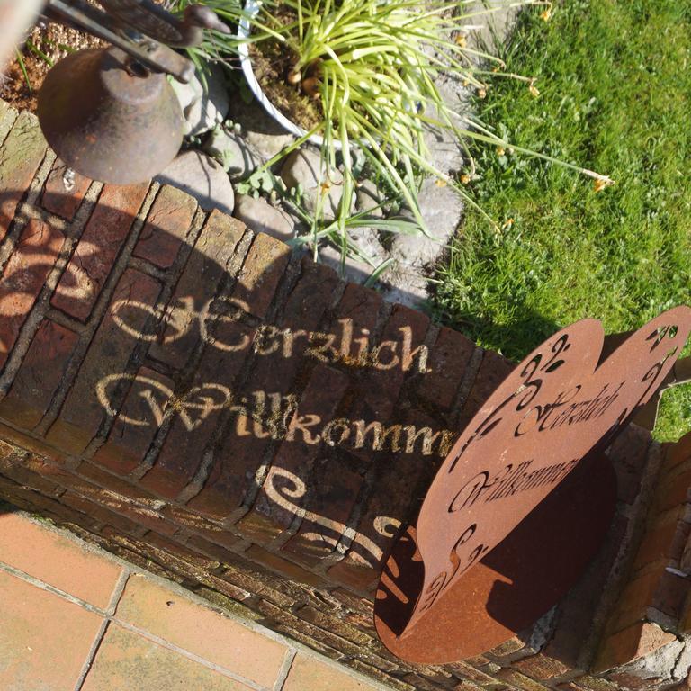 Haus Suederende Bed & Breakfast Niebull Bagian luar foto