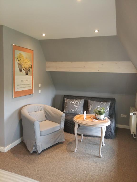 Haus Suederende Bed & Breakfast Niebull Bagian luar foto